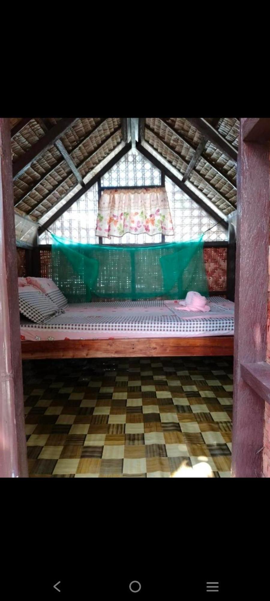 Lhoyjean Garden Hostel Batuan Εξωτερικό φωτογραφία